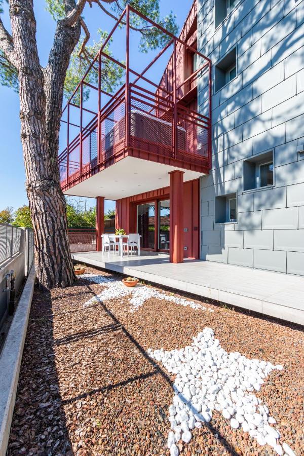 Villa Cisa Con Yacuzzi Lignano Sabbiadoro Luaran gambar