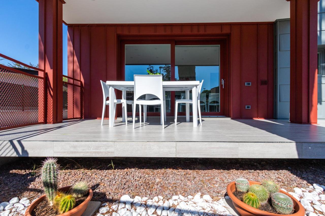 Villa Cisa Con Yacuzzi Lignano Sabbiadoro Luaran gambar